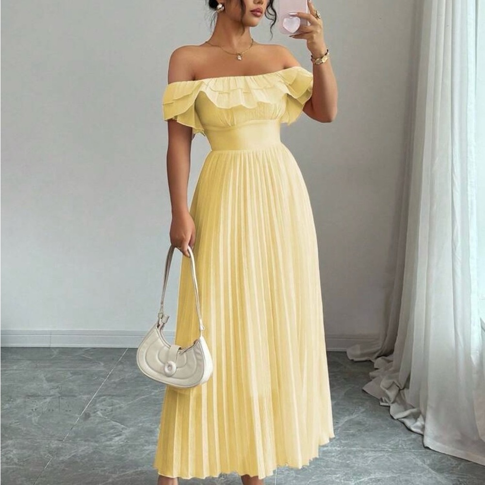 SHEIN Strapless Yellow Pleated Dress
